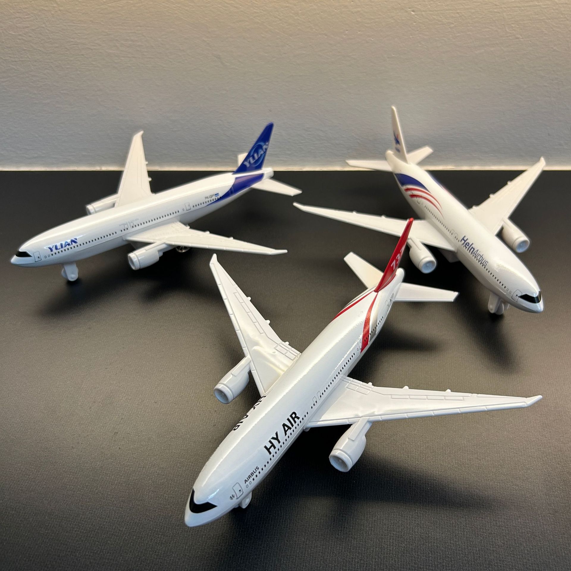 Miniatura de Avião de Brinqued - Kids Toys Review avaliação e preço